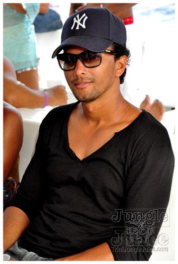 aj_cruise_2011-036