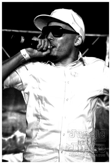 glow_2011-016