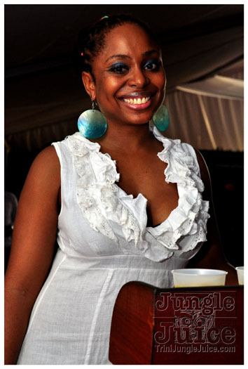 glow_2011-063