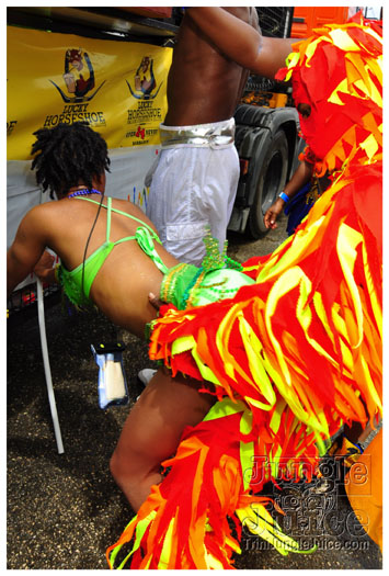 kadooment_day_2011_pt1-146