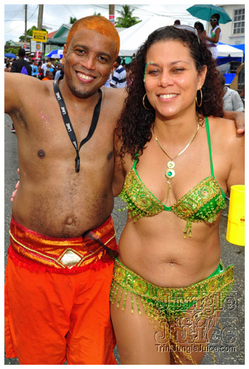 kadooment_day_2011_pt1-148