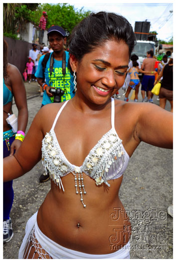 kadooment_day_2011_pt1-152