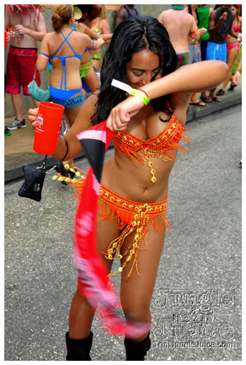 kadooment_day_2011_pt1-241