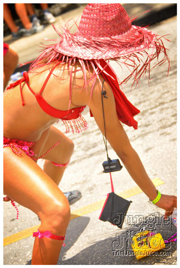 kadooment_day_2011_pt3-187