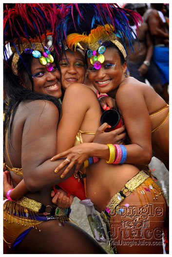 kadooment_day_2011_pt3-234