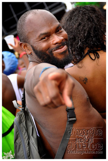 kadooment_day_2011_pt3-250