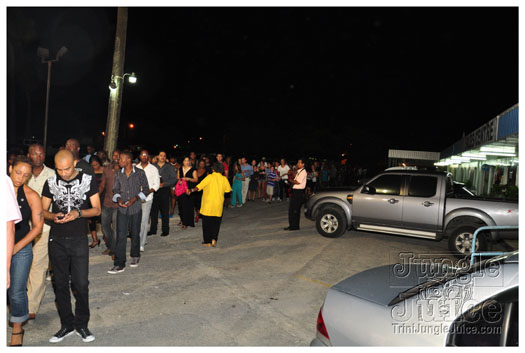 rihanna_loud_tour_2011-003