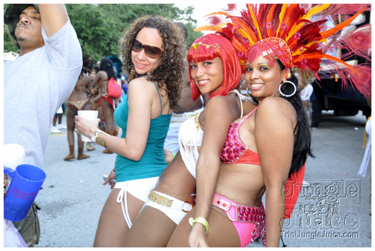 miami_carnival_2011_part5-137