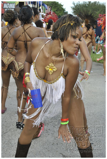 miami_carnival_2011_part6-189