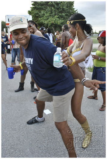 miami_carnival_2011_part6-197