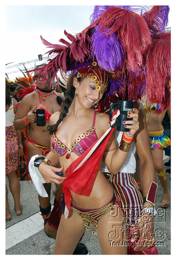 miami_carnival_2011_part6-245