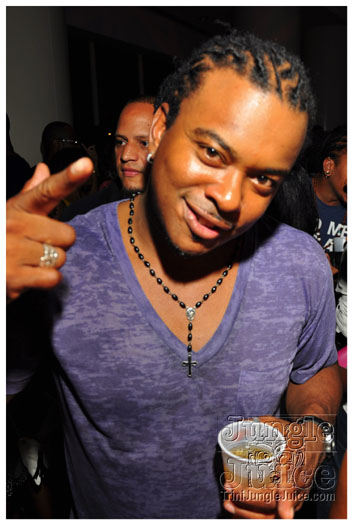 vale_vibe_miami_2011-147