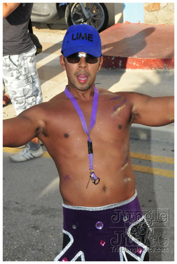 cayman_carnival_2011_part3-155