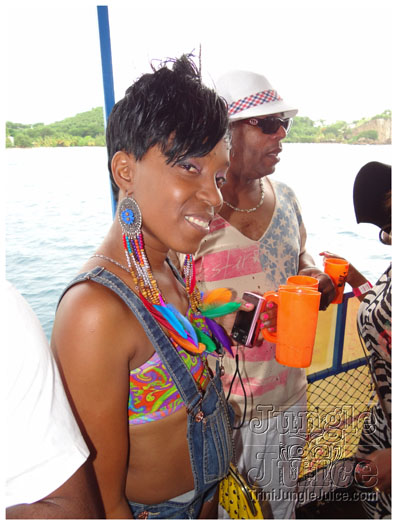 bikini_cruise_party_boat_2011-048