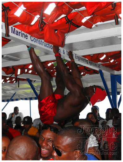 bikini_cruise_party_boat_2011-148