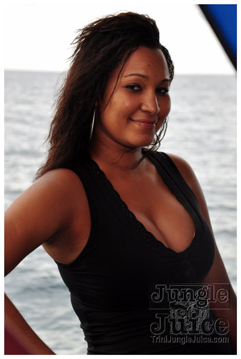 bikini_cruise_2011-130