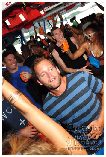 bikini_cruise_2011-148
