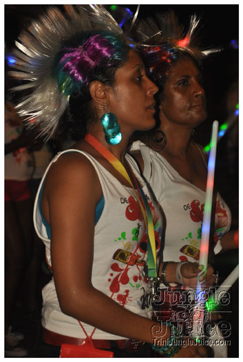grenada_mon_night_mas_2011-124