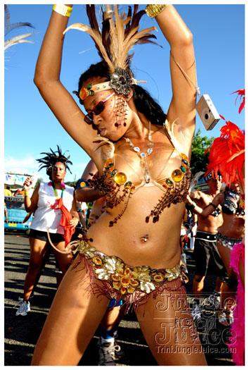 grenada_carnival_tues_2011_pt1-243