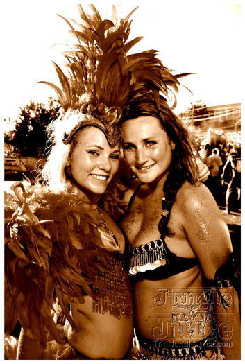 grenada_carnival_tues_2011_pt1-263
