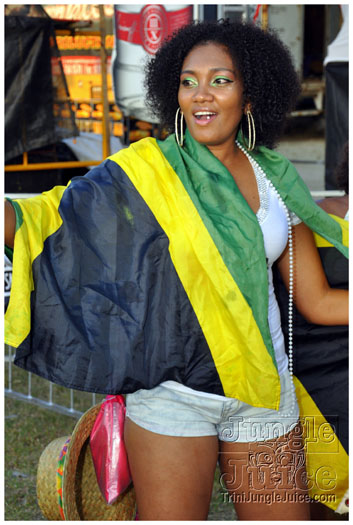 beach_jouvert_2011-128