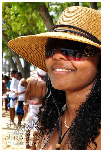 mercury_beach_2011_pt2-244