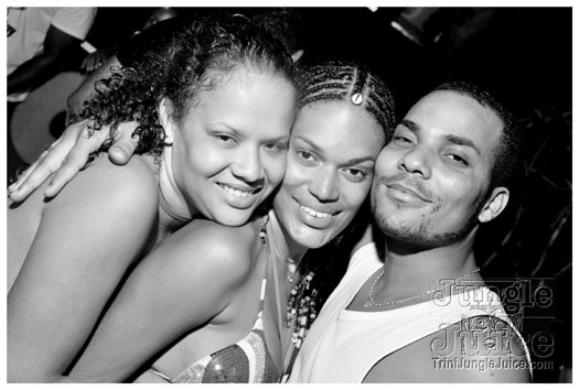 this_is_moet_2_jul02-320