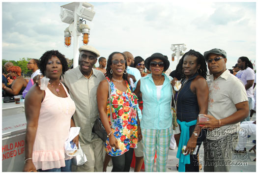 all_ah_we_jun26-051