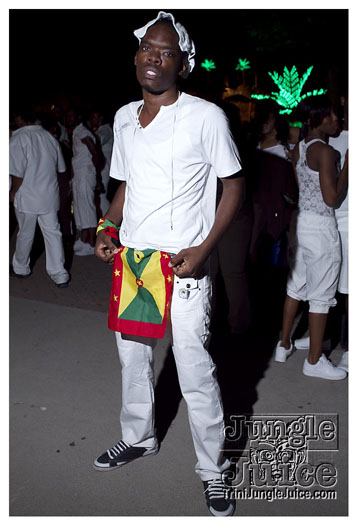 whiteout_jul16-033