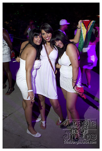 whiteout_jul16-052