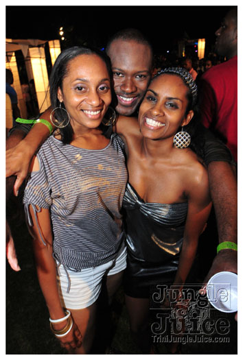 beach_house_2011_part1-174