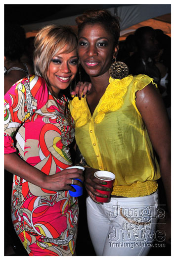 beach_house_2011_part1-196