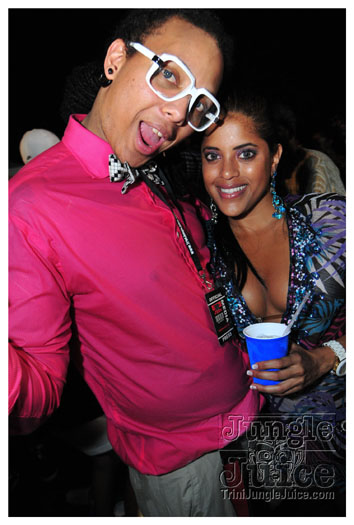 beach_house_2011_part1-210