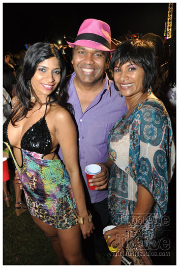 beach_house_2011_part2-180