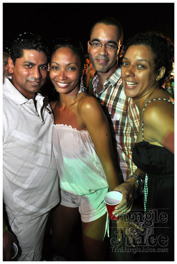 beach_house_2011_part2-199