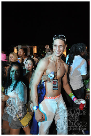 beach_house_2011_part2-209