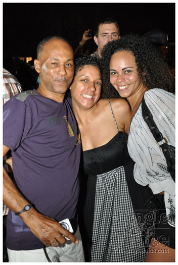 beach_house_2011_part2-253