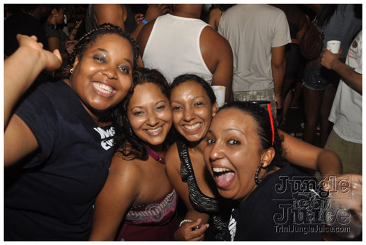 blue_range_cooler_fete_2011-109
