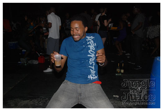 blue_range_cooler_fete_2011-121