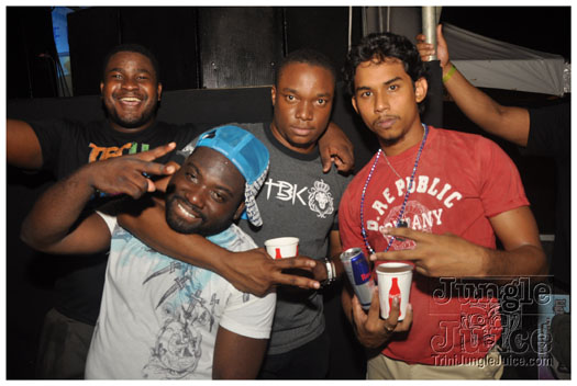 blue_range_cooler_fete_2011-122