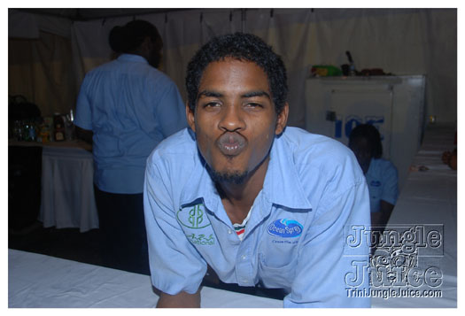 blue_range_cooler_fete_2011-139