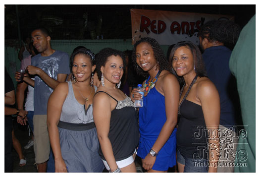 blue_range_cooler_fete_2011-143