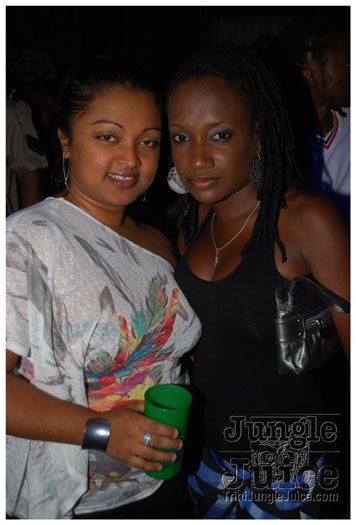 caution_2011-028
