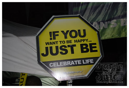 caution_2011-067