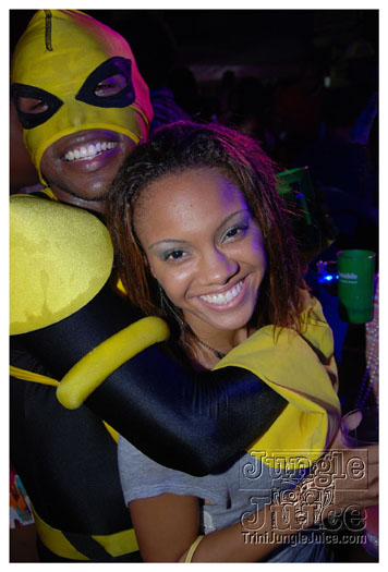 caution_2011-090