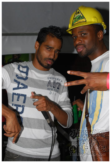 caution_2011-102