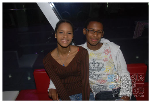 elle_7_apr30-030