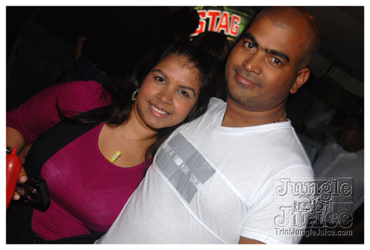 karma_sutra_x_2011-053