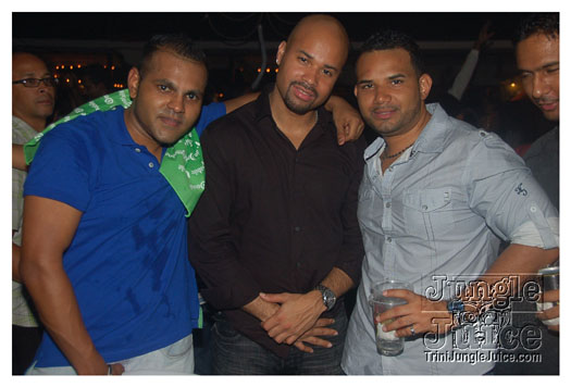 karma_sutra_x_2011-061