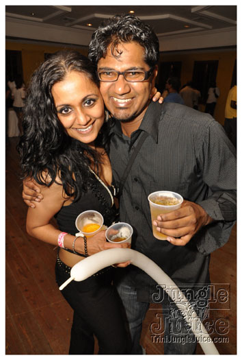 karma_sutra_x_2011-072